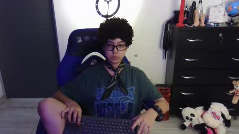 Snapshot of thomascooper_cams chatting on May 24, 2026, 9:09 pm VALERIA online show from May 24, 2026, 9:09 pm