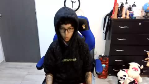 Snapshot of thomascooper_cams chatting on June 18, 2026, 8:02 pm VALERIA online show from June 18, 2026, 8:02 pm