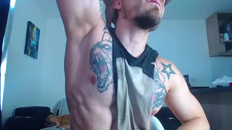 Snapshot of thomashoward31 chatting on January 20, 2025, 4:12 pm Thomas online show from January 20, 2025, 4:12 pm