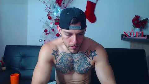 Snapshot of thomashoward31 chatting on December 16, 2025, 10:31 am Thomas online show from December 16, 2025, 10:31 am