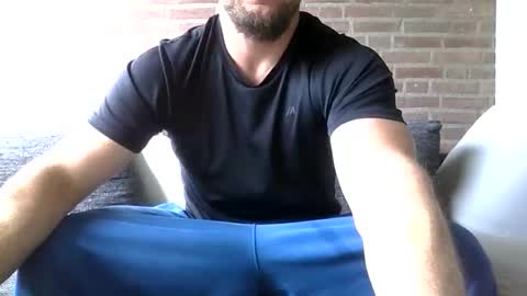 thomasonnl online show from May 3, 2026, 4:46 pm