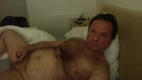 Snapshot of thomaspol chatting on April 1, 2026, 11:02 pm Tom online show from April 1, 2026, 11:02 pm