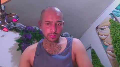 thomas  smith online show from February 21, 2025, 1:55 am