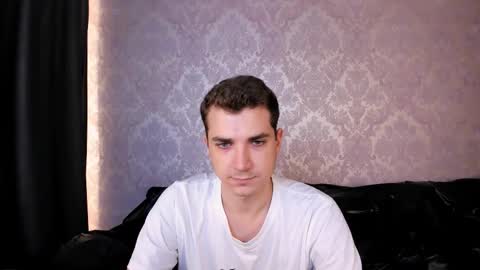 Snapshot of thomassmity chatting on December 4, 2025, 7:44 pm Thomas online show from December 4, 2025, 7:44 pm