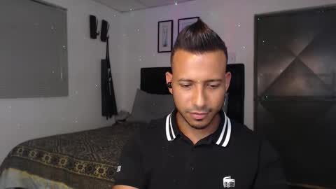 Snapshot of thommerxxx chatting on September 30, 2025, 6:46 pm Thom online show from September 30, 2025, 6:46 pm