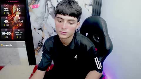 Snapshot of thommy_cute chatting on December 5, 2025, 2:31 am Thomas online show from December 5, 2025, 2:31 am