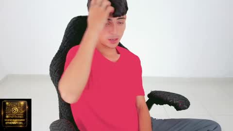 Snapshot of thommy_cute chatting on March 29, 2026, 2:33 am Thomas online show from March 29, 2026, 2:33 am