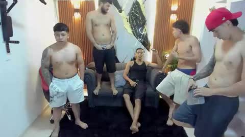 thomson_hot01 online show from April 30, 2026, 5:36 am