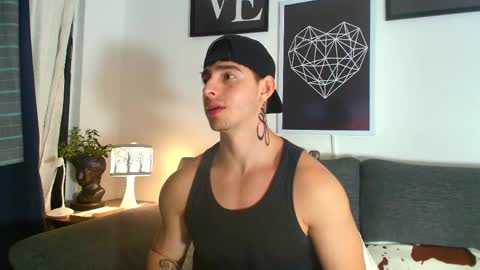 thomylov online show from March 14, 2026, 9:04 am