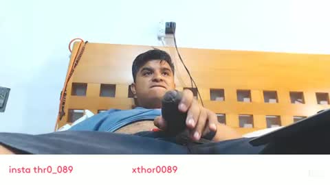 thor0200 online show from May 6, 2026, 2:19 am
