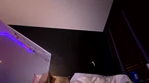 thornablyss online show from June 14, 2026, 5:42 am