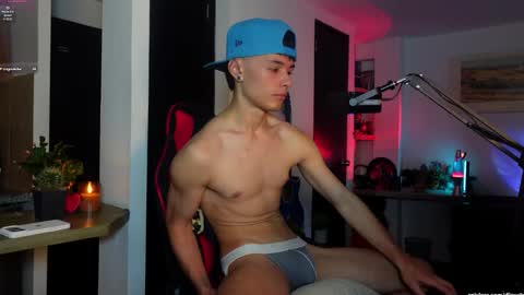 Snapshot of thoroughbredxx chatting on March 2, 2026, 1:08 am L e a n d e r 25OFF ON MY OF online show from March 2, 2026, 1:08 am