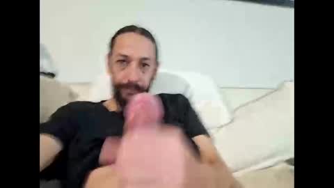 Snapshot of throbster513 chatting on January 15, 2026, 11:04 am throbster513 online show from January 15, 2026, 11:04 am