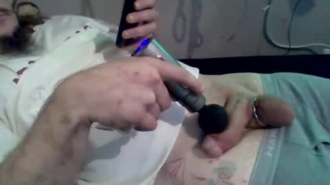 thunder8u42 online show from September 21, 2025, 10:44 pm