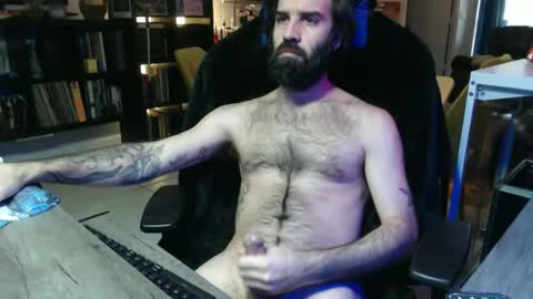 Snapshot of thy_italian chatting on April 3, 2026, 5:55 pm The Italian online show from April 3, 2026, 5:55 pm