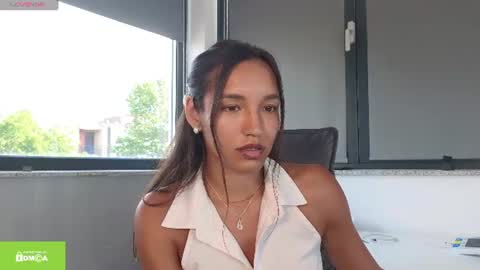 Snapshot of tia_j chatting on July 11, 2026, 3:04 pm tia_j online show from July 11, 2026, 3:04 pm