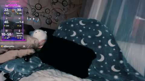 tiameow online show from September 27, 2025, 5:51 pm