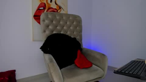 carolina online show from December 14, 2025, 12:05 am