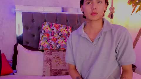 Snapshot of tian_sex chatting on July 23, 2026, 1:58 am online show from July 23, 2026, 1:58 am