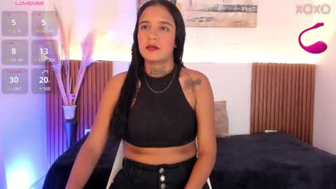 Snapshot of tiana_glow chatting on July 1, 2026, 8:52 pm tihana online show from July 1, 2026, 8:52 pm