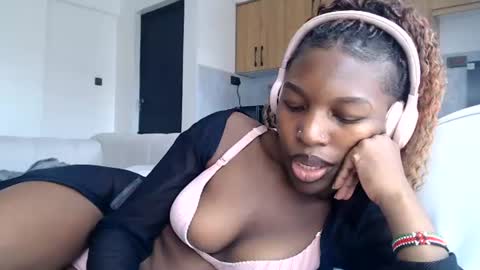 Snapshot of tiana_kay chatting on July 11, 2026, 12:19 pm tiana_kay online show from July 11, 2026, 12:19 pm