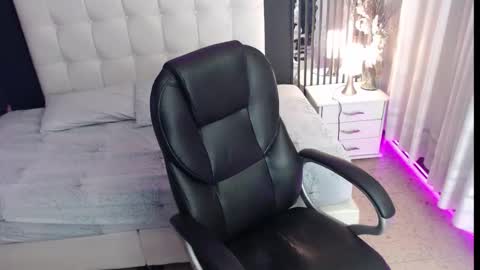 LIA online show from January 16, 2026, 11:47 am