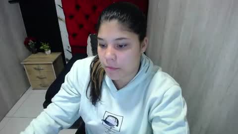 Snapshot of tiana_wolf chatting on June 9, 2026, 11:44 am T I A N A online show from June 9, 2026, 11:44 am