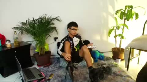 Snapshot of tiancam chatting on July 26, 2026, 1:36 am TIAN online show from July 26, 2026, 1:36 am