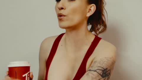 TIANNA online show from February 12, 2025, 3:40 am