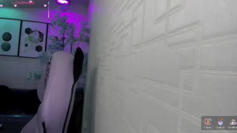 Snapshot of tiara_r chatting on June 16, 2026, 3:31 am Tiara online show from June 16, 2026, 3:31 am