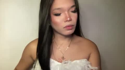 Snapshot of tiaragodhere chatting on July 29, 2026, 12:42 am Ms. Tiara online show from July 29, 2026, 12:42 am
