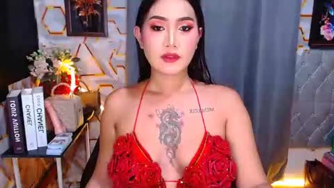 Snapshot of tiarrafoxs chatting on May 28, 2026, 10:12 am tiarrafoxs online show from May 28, 2026, 10:12 am