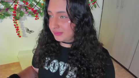 tich___ online show from May 31, 2026, 6:09 pm