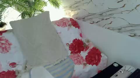 Snapshot of ticklish_pinayclit chatting on July 18, 2026, 8:18 am VictoriaSEPARATED FOR 15YEARS online show from July 18, 2026, 8:18 am