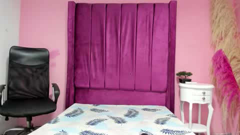 Tifani brown online show from March 14, 2026, 12:32 pm