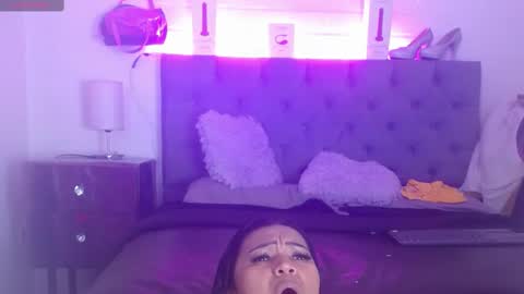 Snapshot of tifanny_nails chatting on March 6, 2025, 6:16 pm Tifanny Nails online show from March 6, 2025, 6:16 pm