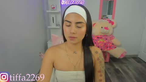 Snapshot of tifany_tay2 chatting on January 18, 2025, 3:42 am hey am julietha online show from January 18, 2025, 3:42 am