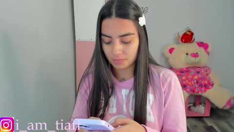 Snapshot of tifany_tay2 chatting on November 2, 2025, 3:31 am hey am julietha online show from November 2, 2025, 3:31 am