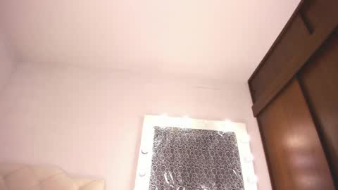 Snapshot of tiffanny_quinn chatting on March 12, 2025, 6:07 am Tiff online show from March 12, 2025, 6:07 am