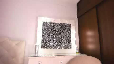 Snapshot of tiffanny_quinn chatting on March 23, 2026, 4:38 am Tiff online show from March 23, 2026, 4:38 am