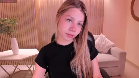 Snapshot of tiffannysins chatting on July 9, 2026, 4:27 am Tiffanny Sins online show from July 9, 2026, 4:27 am