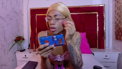 tiffannyvalentine online show from May 1, 2026, 12:43 pm