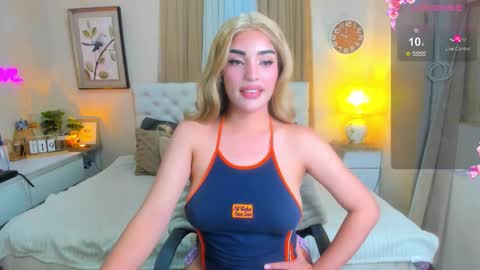 Snapshot of tiffany_cams chatting on October 23, 2025, 2:16 pm Tiffany online show from October 23, 2025, 2:16 pm