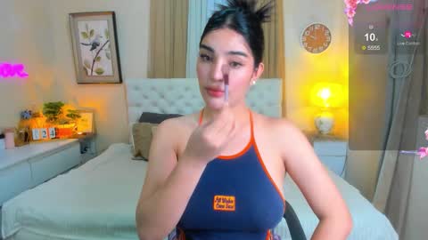 Snapshot of tiffany_cams chatting on October 24, 2025, 10:44 am Tiffany online show from October 24, 2025, 10:44 am