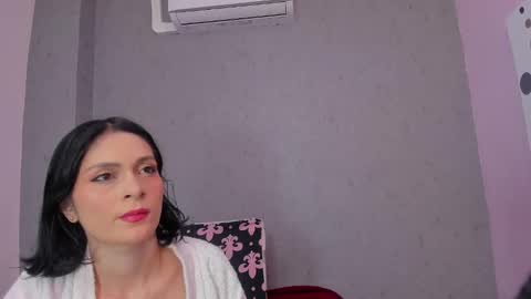 tiffany_mendez online show from September 24, 2025, 12:08 pm
