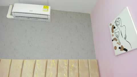tiffany_mendez online show from May 29, 2026, 12:03 pm
