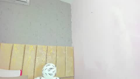 tiffany_mendez online show from July 6, 2026, 12:02 pm