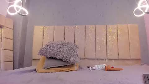 tiffany_mendez online show from July 28, 2026, 4:39 pm