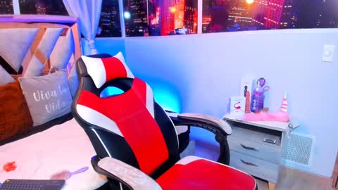 Snapshot of tiffany_sander chatting on January 27, 2025, 7:45 am tiffany_sander online show from January 27, 2025, 7:45 am