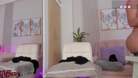 Snapshot of tiffany_sims chatting on January 4, 2025, 4:55 am Tiffany online show from January 4, 2025, 4:55 am